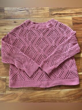 Old Navy Open-Knit Scoop-Neck Sweater in Rose Color